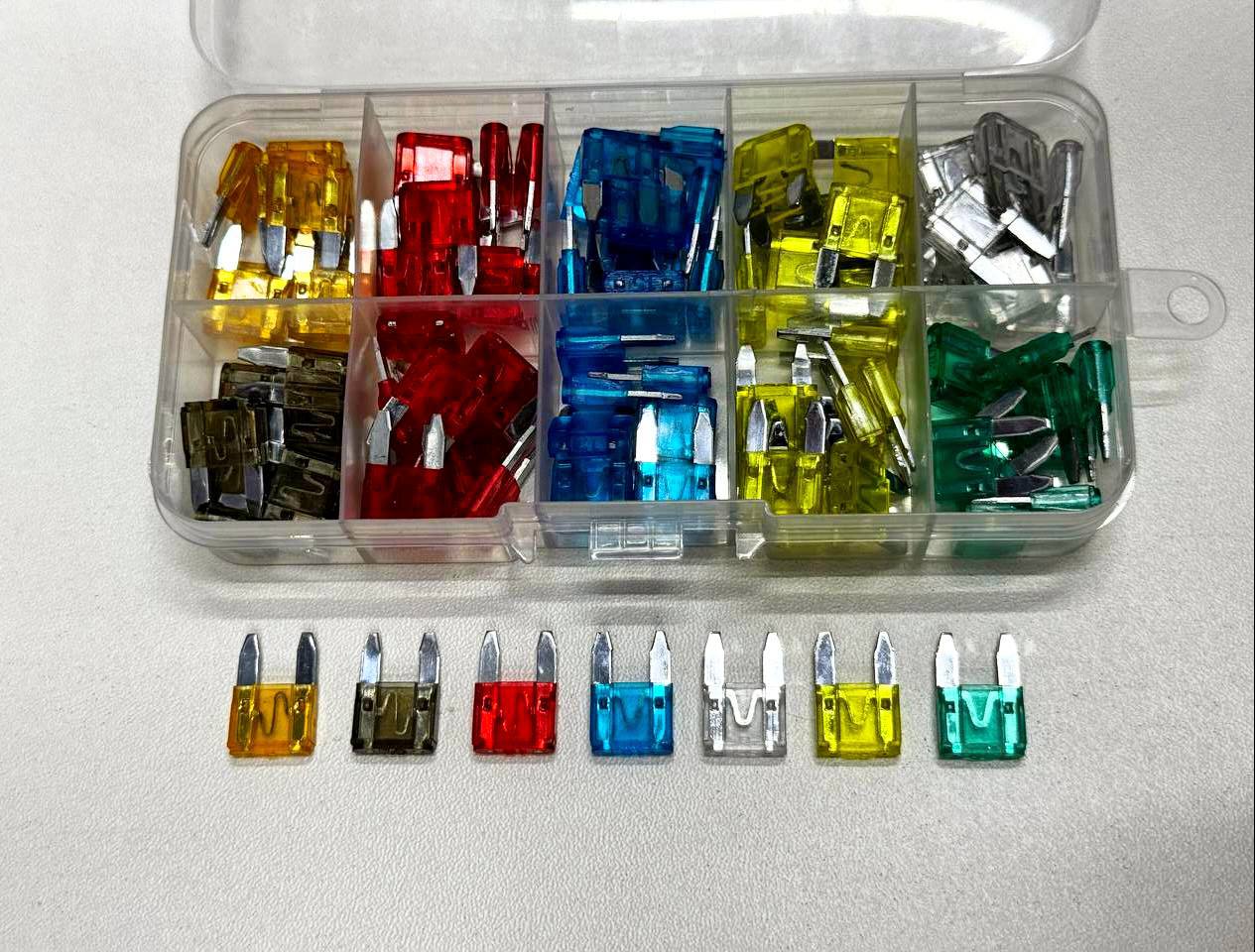 Предохранители в кейсе 100pcs (Иномарка R218)